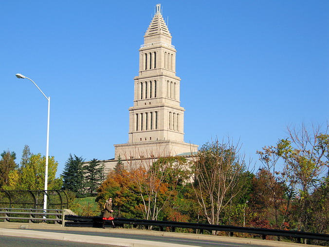   – In an Autumn Mood.
George Washington Masonic National Memorial