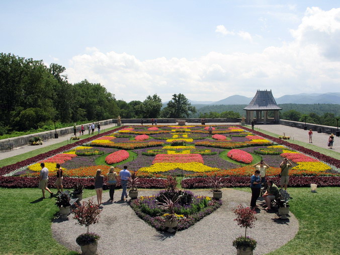  . ,   •
Biltmore Estate. Asheville, North Carolina