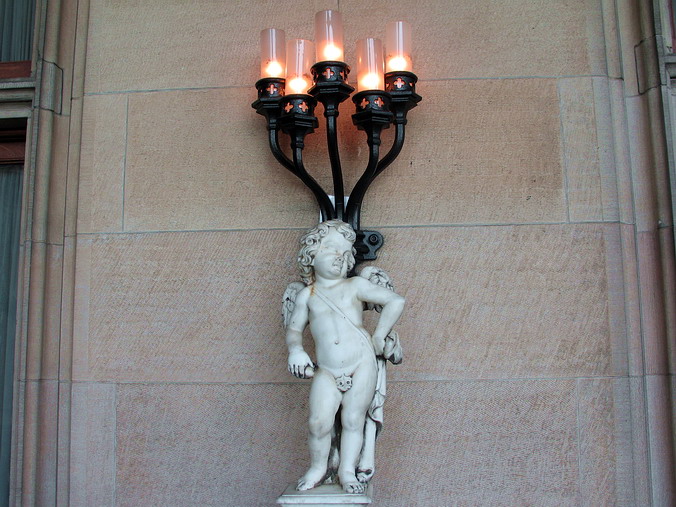 . , ,   …
 . ,   •
Biltmore Estate. Asheville, North Carolina