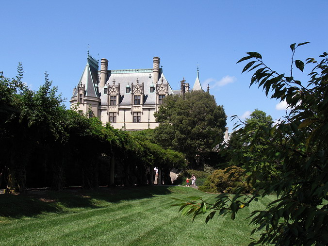  . ,   •
Biltmore Estate. Asheville, North Carolina