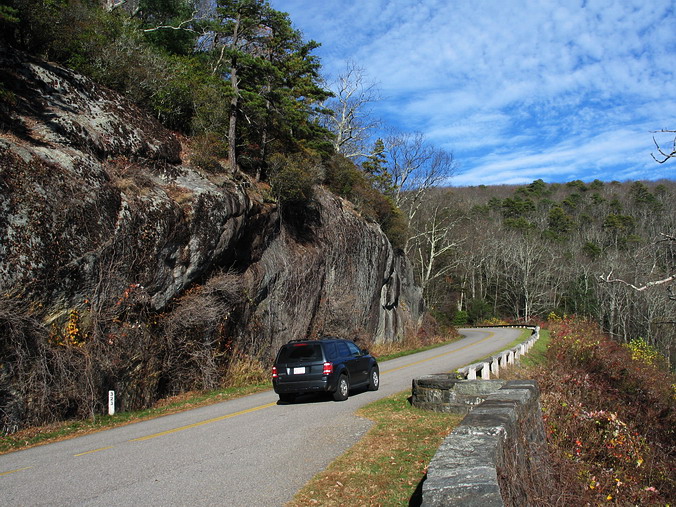 Blue Ridge Parkway. �������� �������� •
���������� �� ������� ������� •
Blue Ridge Parkway. North Carolina