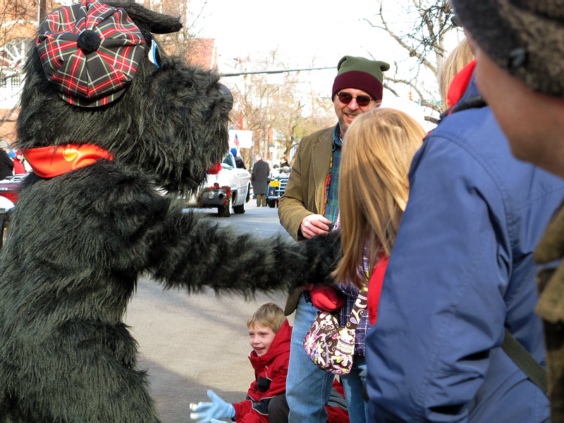       …
    ,  •
Scottish Christmas Parade, Alexandria, Virginia • December 4, 2010