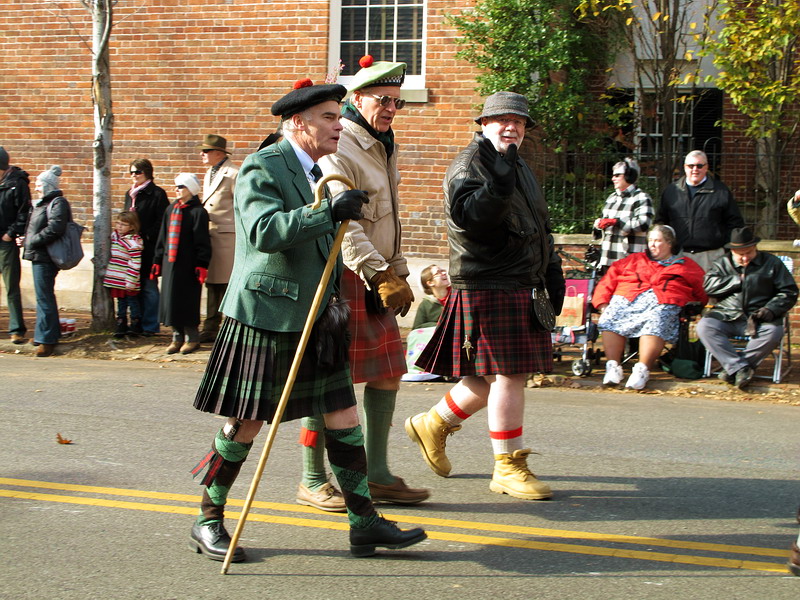   …
    ,  •
Scottish Christmas Parade, Alexandria, Virginia • December 4, 2010