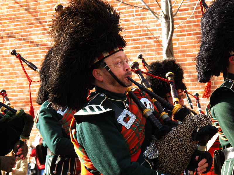      …
    ,  •
Scottish Christmas Parade, Alexandria, Virginia • December 4, 2010