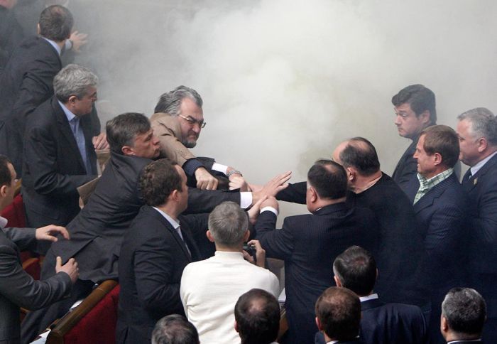 ,  , 27 , 2010 .
        …