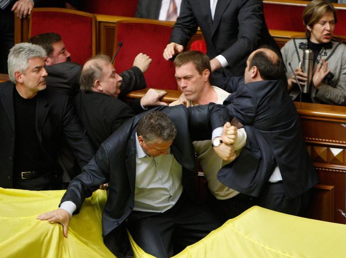 ,  , 27 , 2010 .
        …